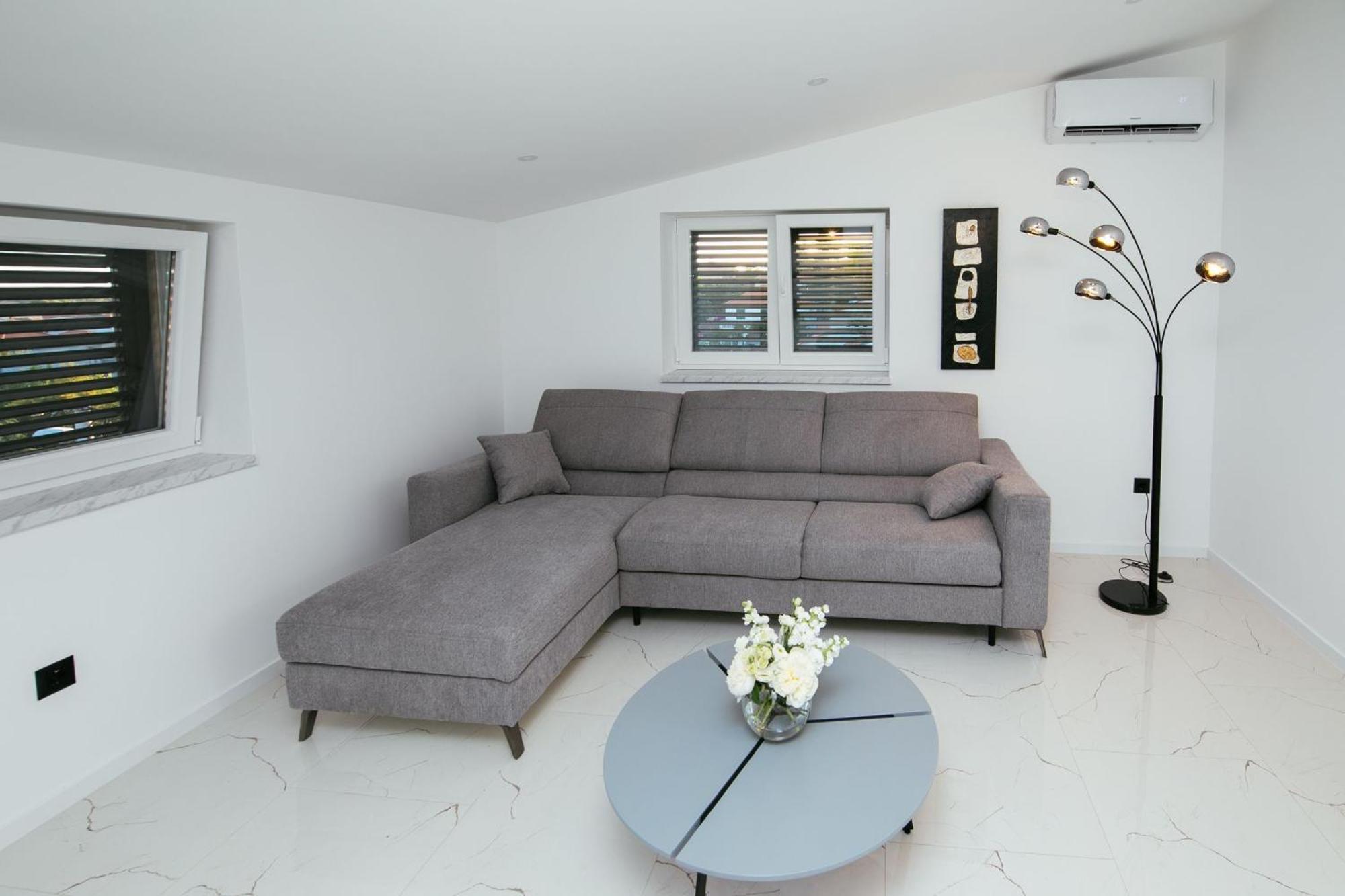 Didixi Apartments Pakoštane Esterno foto