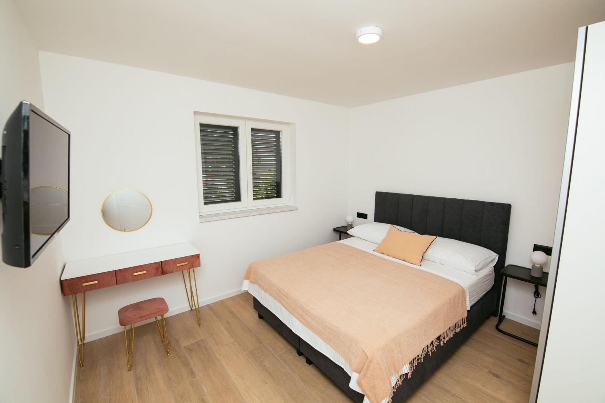 Didixi Apartments Pakoštane Esterno foto